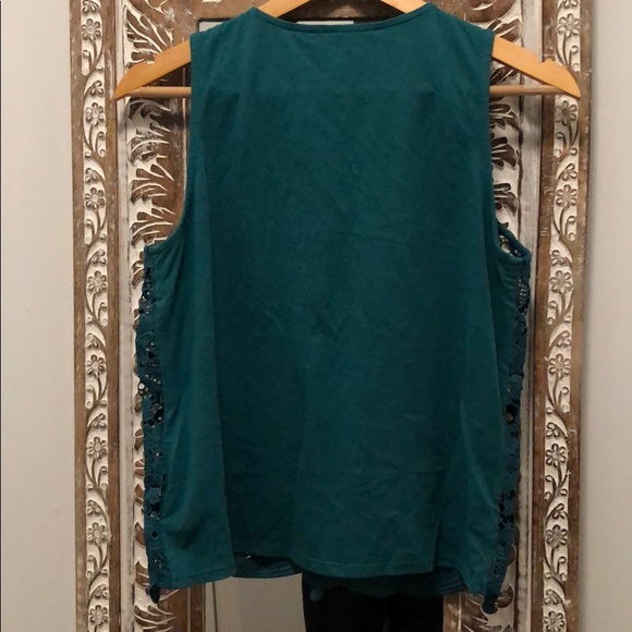 NWOT Lace Anthro Top - Picture 4 of 4